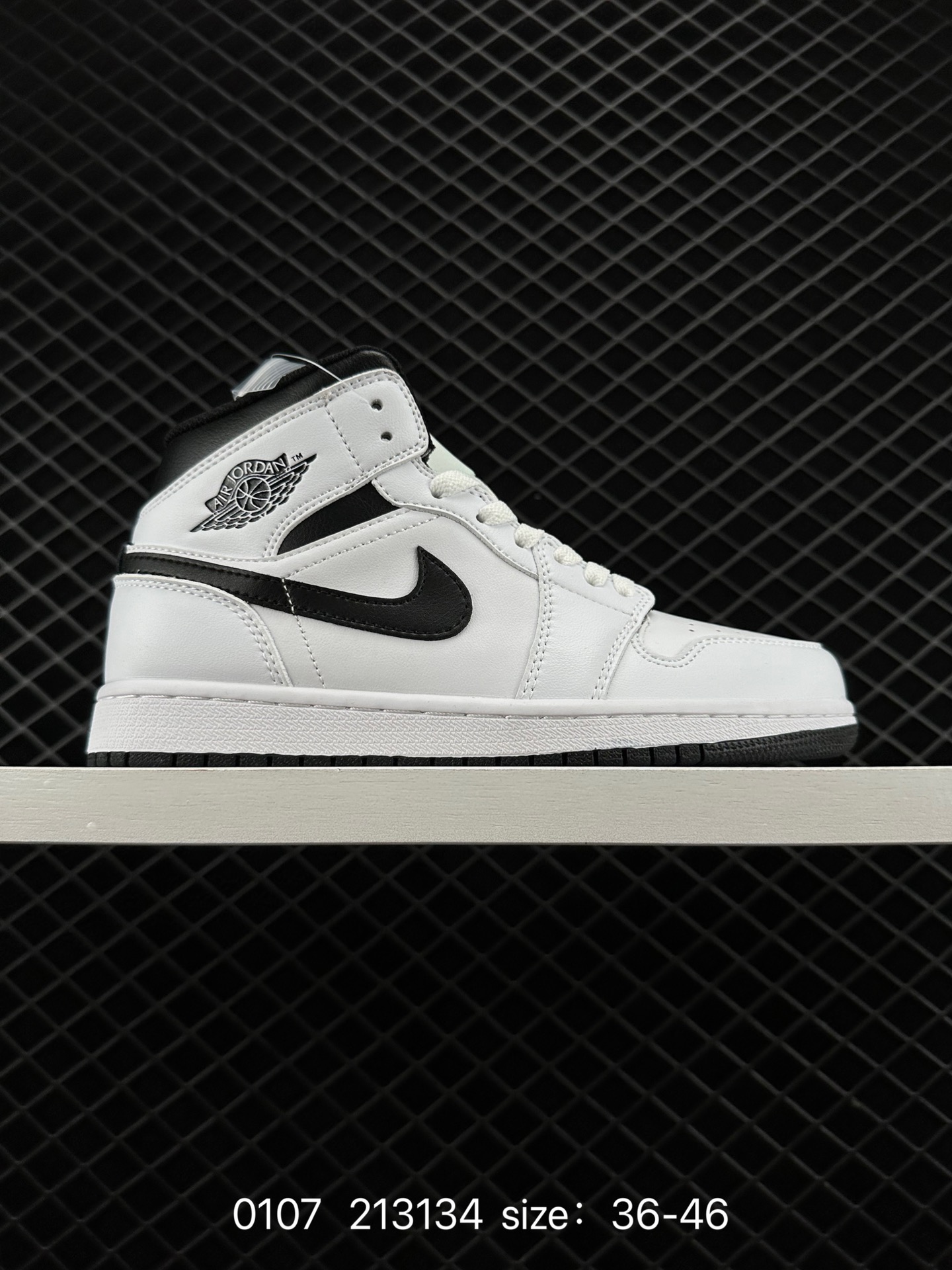 Nike Air Jordan 1 Mid